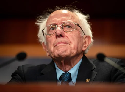 Bernie Sanders p&euml;r protestat n&euml; Shqip&euml;ri:&nbsp;Ja si duket