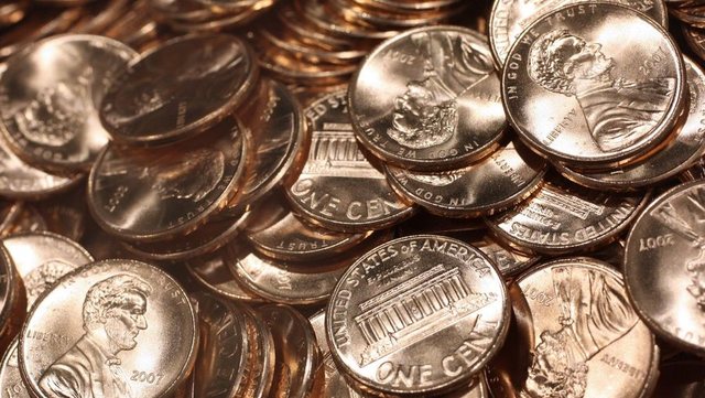 Trump bans production of 1-cent coins: They cost us 2 cents