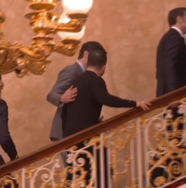 The moment when European leaders embrace Zelensky