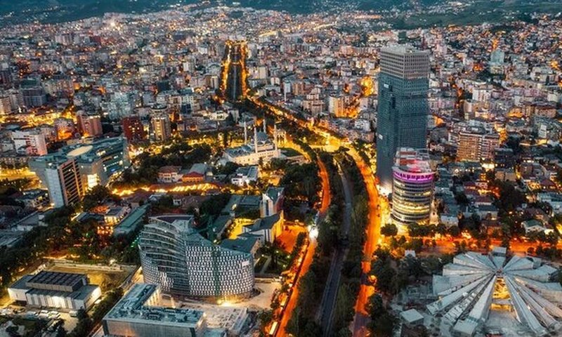 Nj&euml; familje shpenzon 89% t&euml; t&euml; ardhurave, Tirana kryeqyteti i