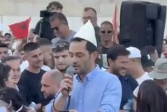 The doctor who went viral with the most beautiful speech at the protest