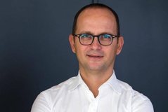 Bushati: Ajka e kombit n&euml; diaspor&euml; po i bashkohet betej&euml;s
