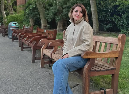 Vilma Dule: 13 vite pa shkelur n&euml; sht&euml;pi. M&euml; fal babi!
