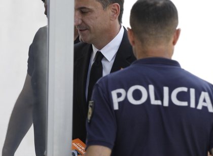 Veliaj n&euml; gjykat&euml; p&euml;r padin&euml; ndaj Ols Dados, shfaqet me