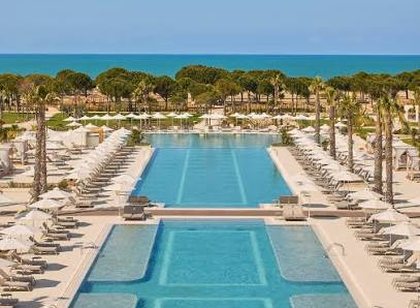 Melia Durr&euml;s ngre &ldquo;Flamurin Blu&rdquo;, &euml;sht&euml; destinacioni