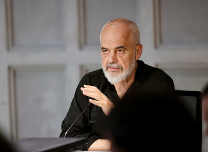 Rama: Le t&euml; vazhdojn&euml; t&euml; paguajn&euml; p&euml;r karburantin dhe