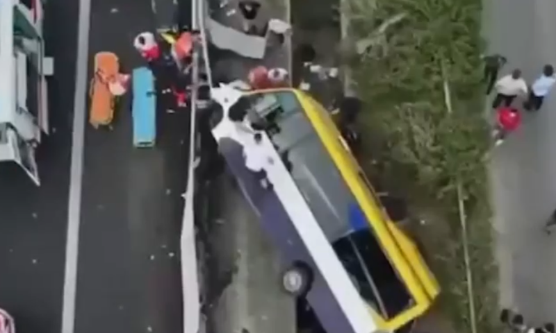 Aksidenti i r&euml;nd&euml; n&euml; autostrad&euml;n Durr&euml;s-Tiran&euml;,
