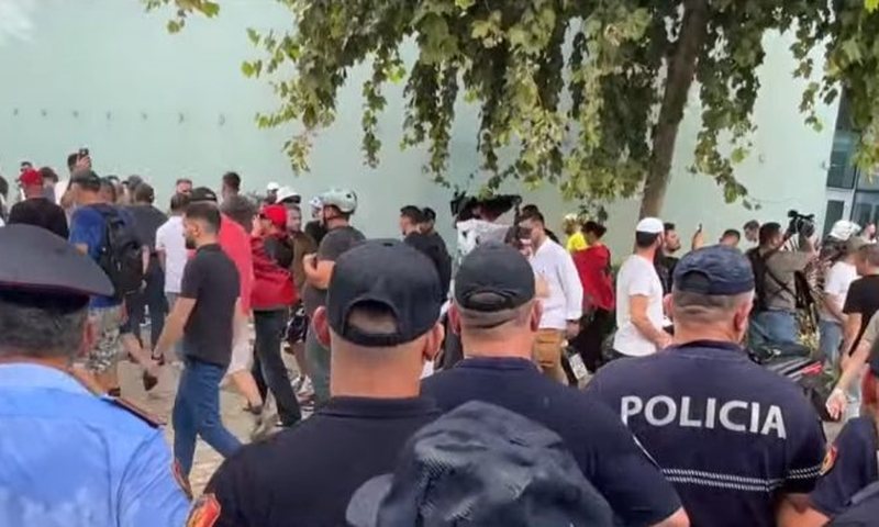 &Ccedil;far&euml; ndodhi sot para parlamentit!&nbsp;