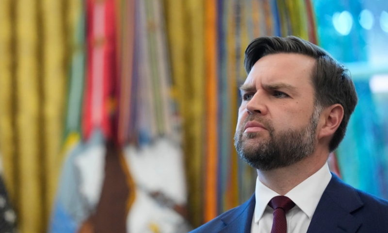 Pezullohen negociatat SHBA-Iran, anulohet udh&euml;timi i JD Vance