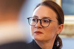 Kryeministrja e Ukrain&euml;s jep dor&euml;heqjen. Zelensky njofton riformatim