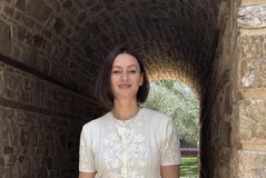 Blerina Bombaj rr&euml;fen historin&euml; e gjyshes: Varf&euml;ria nuk t&euml;