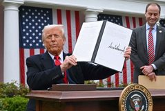 Trump vendos tarifa t&euml; reja p&euml;r m&euml; shum&euml; se 80 vende