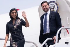 JD Vance b&euml;het baba p&euml;r her&euml; t&euml; kat&euml;rt
