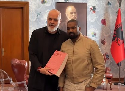 Rama pret n&euml; Kryeministri Kanye West para koncertit