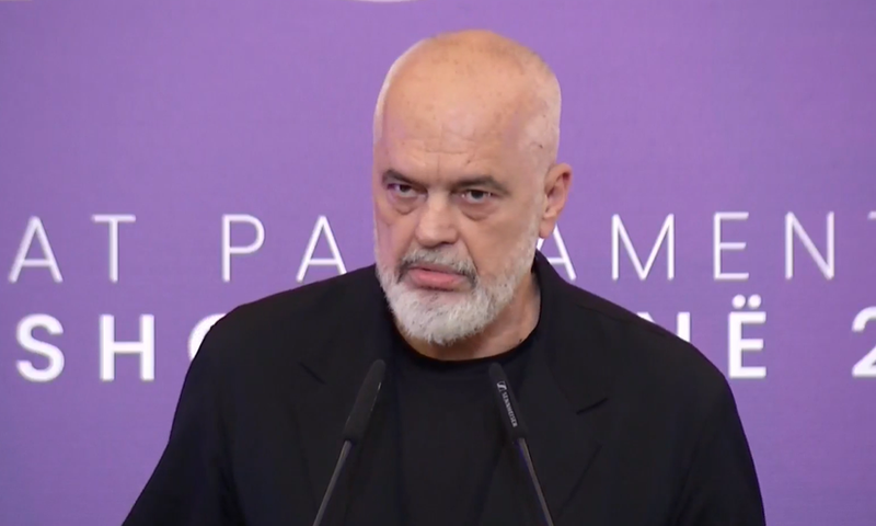 Rama: Ka mb&euml;shtet&euml;s dhe votues socialist&euml; n&euml; protest&euml;!