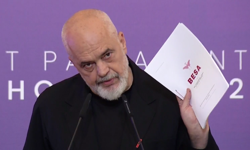 Rama flet p&euml;r mandat t&euml; 4-rt! Kam gati dokumentin &ldquo;Besa&rdquo;