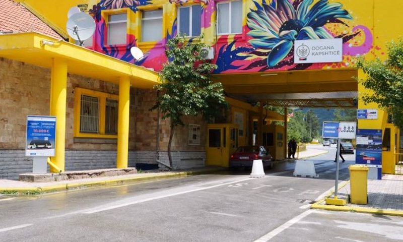 Bllokohet Kapshtica t&euml; h&euml;n&euml;n, greva e doganier&euml;ve grek&euml;