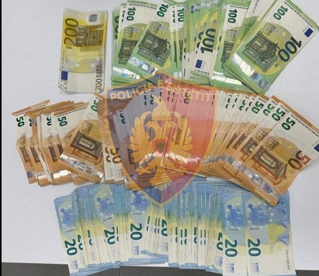 Nuk i deklaroi n&euml; kufi, 35-vje&ccedil;arit i sekuestrohen mbi 48 mij&euml;