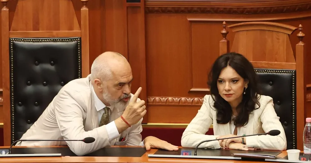 "PS duhet t&euml; mbledh&euml; mendjen", Spiropali i p&euml;rgjigjet