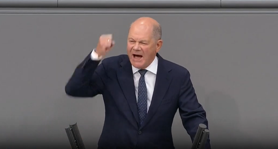 VIDEO/ Nën presion për emigracionin, kancelari Scholz humb