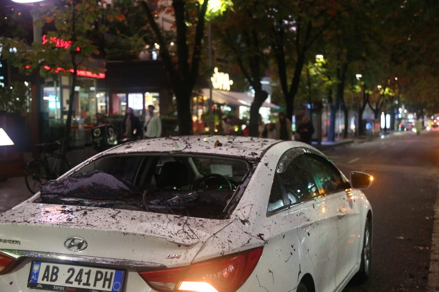 VIDEO/ Uji rrëmben një grua në Vlorë, situata dramatike.