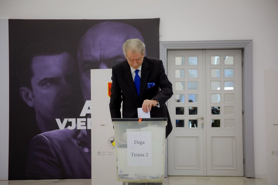 Primaret e Partisë Demokratike, votojnë mbi 19 mijë