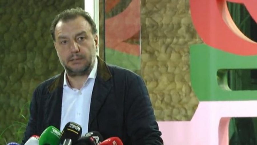 Një tjetër demokrat në selinë rozë! Shalsi prezanton