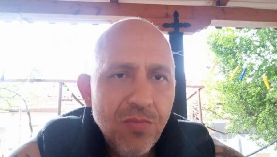 Vodhi 60 mijë lekë në dyqan dhe tentoi të abuzonte