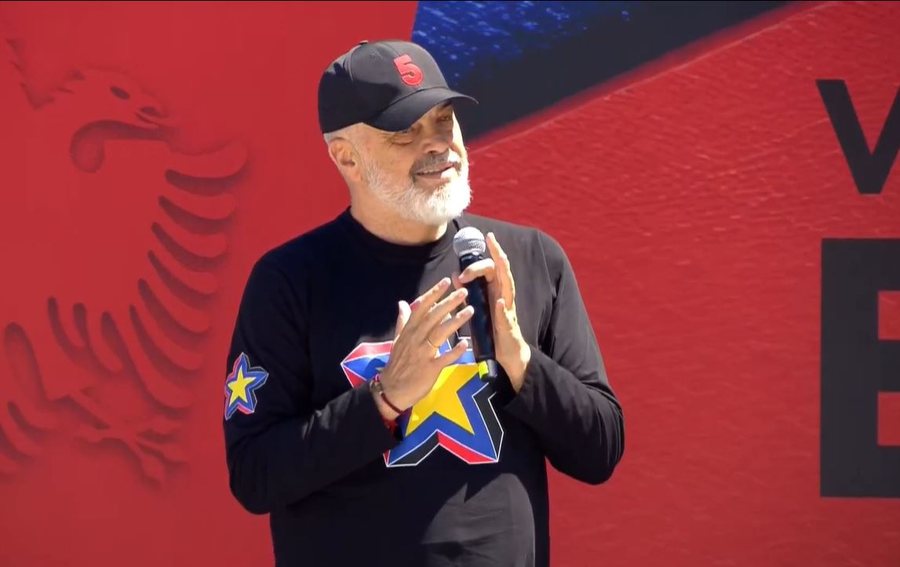 “I fiken llampat në 5 fjali”, Rama ironizon Berishën dhe
