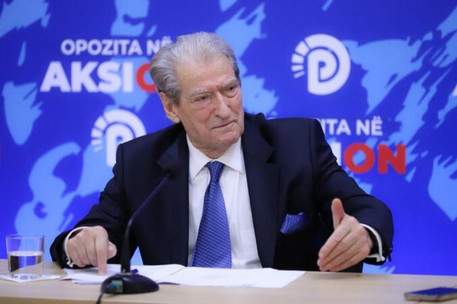 Berisha mesazh urgjent strukturave: Kontaktoni çdo emigrant! Kush nuk