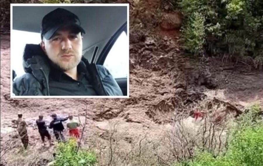 E zuri masivi i dheu teksa po punonte me ekskavator në Burrel, gjendet