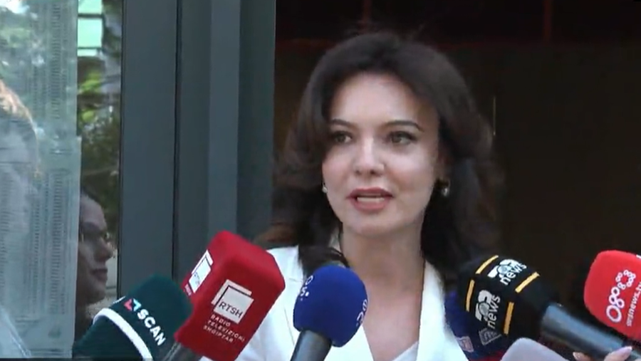 ZGJEDHJE 2025/ Nis numërimi, hapen kutitë e para në Vorë dhe