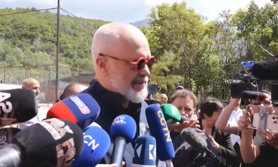 Votojnë krerët e partive politike! Rama: Sot flet populli, Berisha