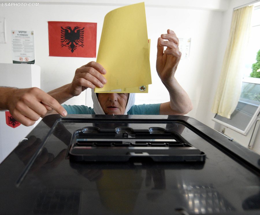 Mbyllen të gjitha qendrat e votimit në Shqipëri! Sa për qind