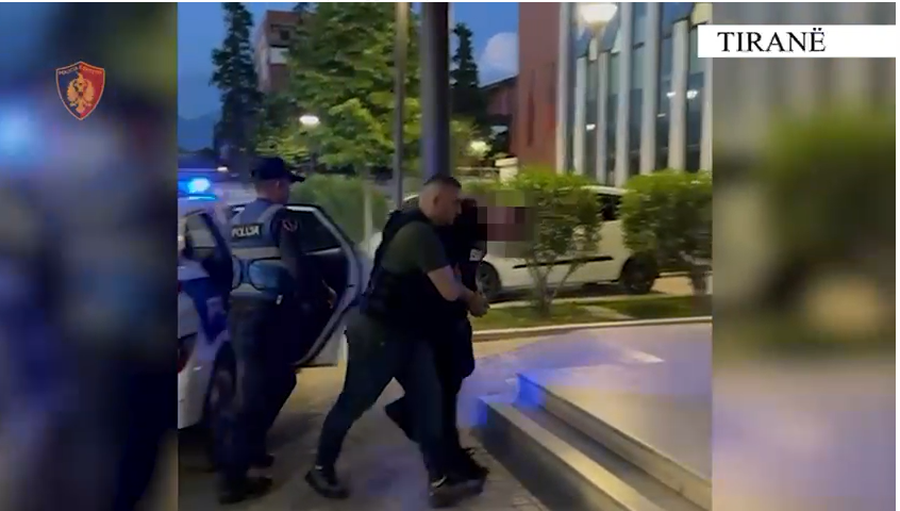 VIDEO/ Mori peng 29 vjeçaren për disa orë në makinë,