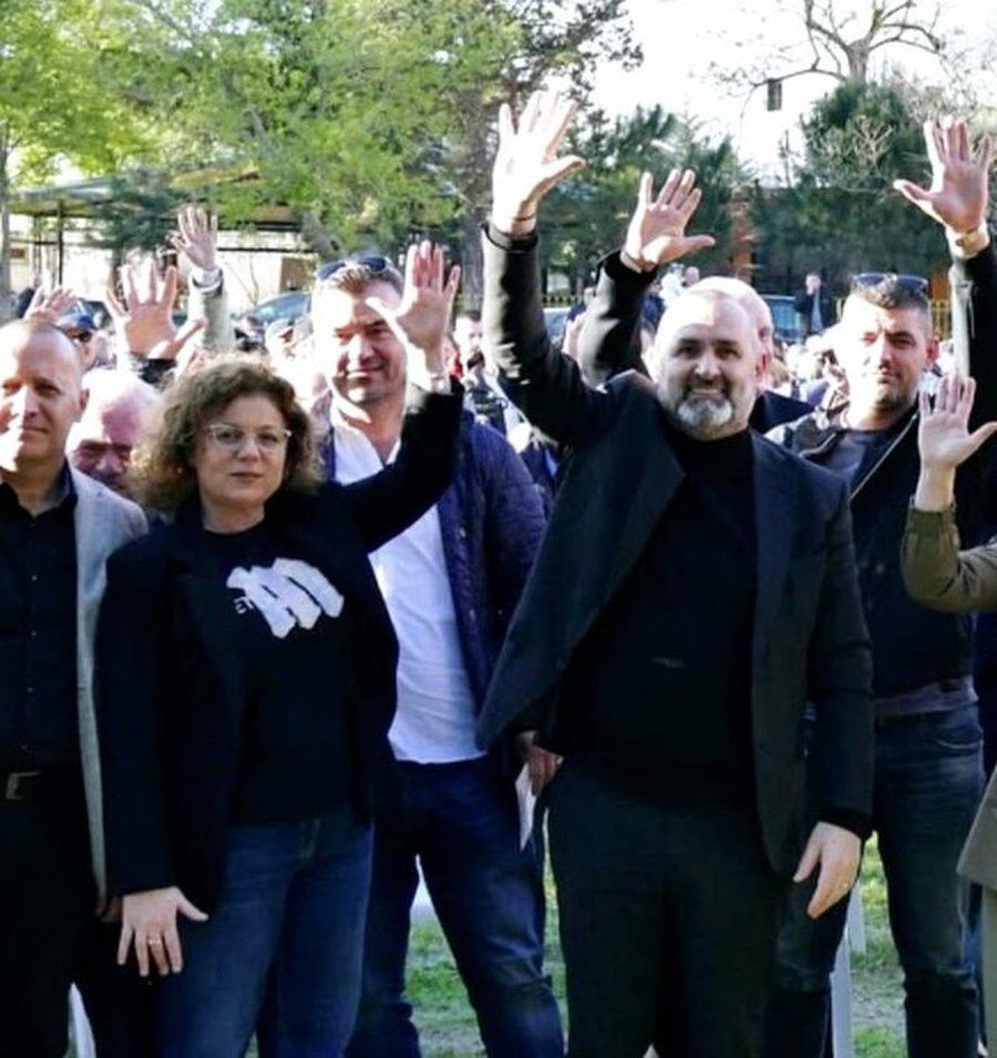 Deputete e Kuvendit të Shqipërisë, kush është