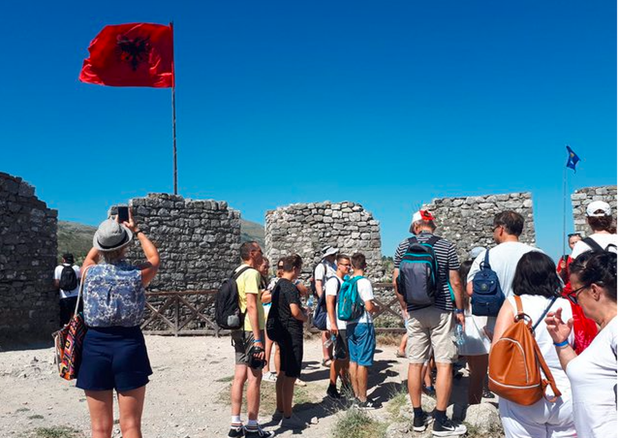 Kontributi i Turizmit në ekonomi rritet ndjeshëm nga 2019-a, por u