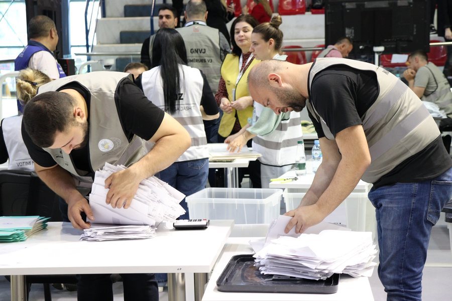 Diaspora: Mbyllet procesi i numërimit në shumicën e qarqeve,