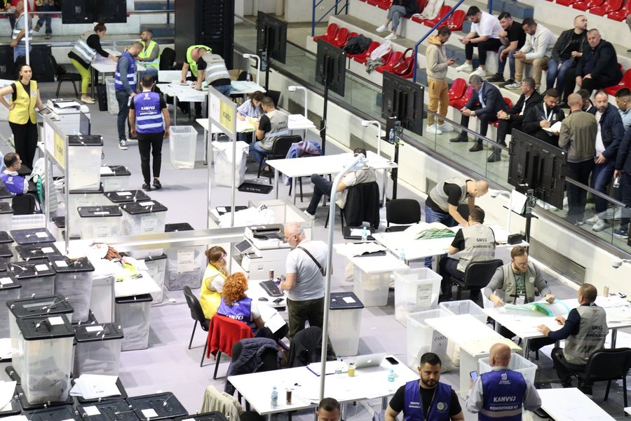 Vota e emigrantëve të Greqisë, përfundon numërimi