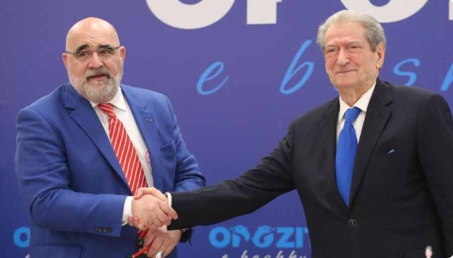 Mbeti jashtë Kuvendit, Berisha flet për Alimehmetin dhe zbulon