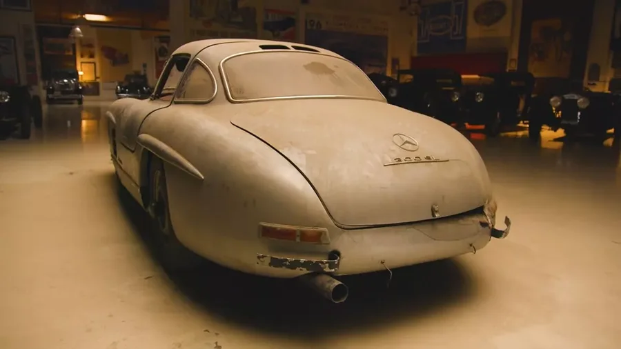 Nga rrënojat në një pasuri të paçmuar: Mercedes 300SL