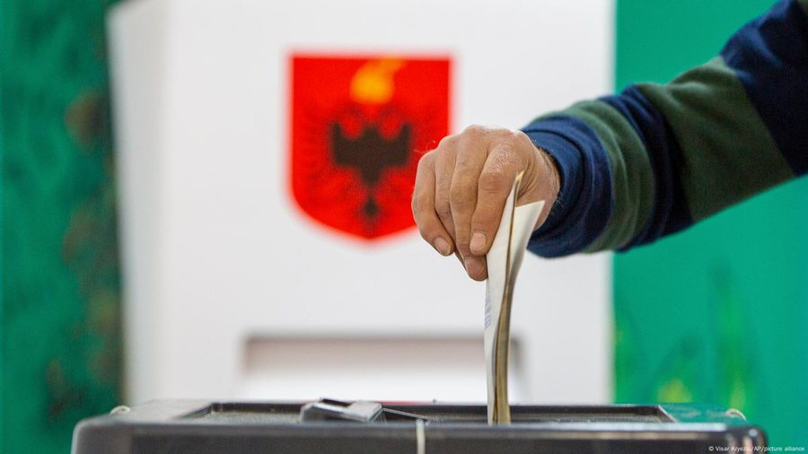Politika vendore – një histori burrash