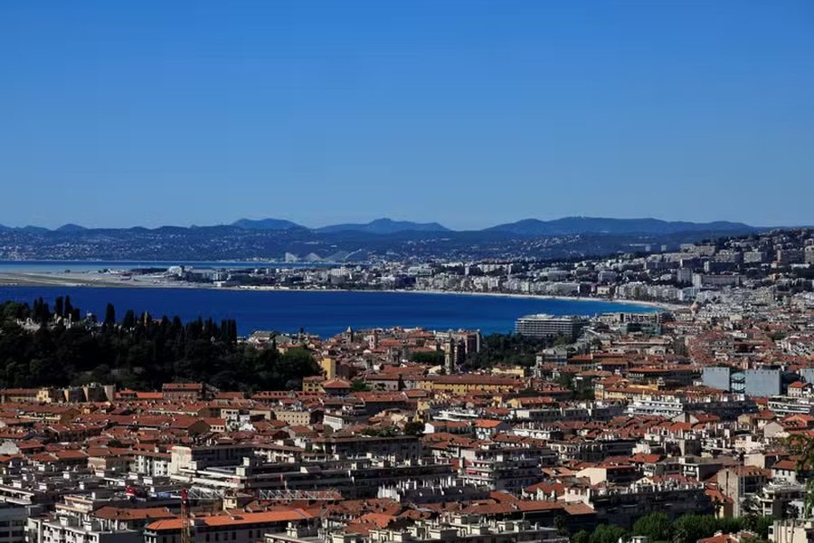"Blackout"/ Riviera Franceze goditet për herë të