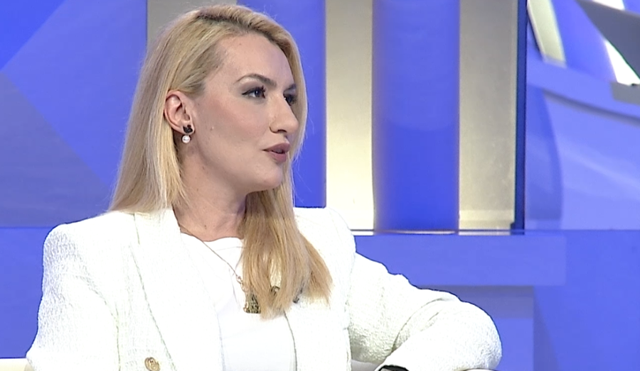 Pas zgjedhjeve të 11 Majit, Zv.Ministrja socialiste jep dorëheqjen nga