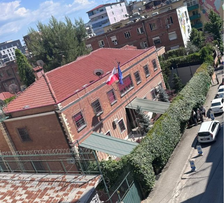 VIDEO/ Polonia vendos për të ardhmen, shtetas polakë votojnë