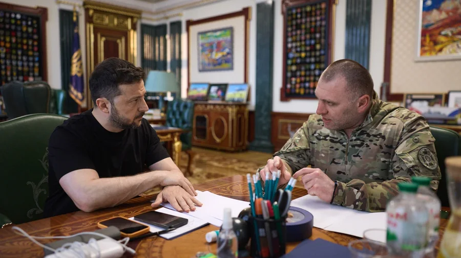 Zelensky jep detaje për sulmet ndaj bazave ruse: Ne goditëm me 117