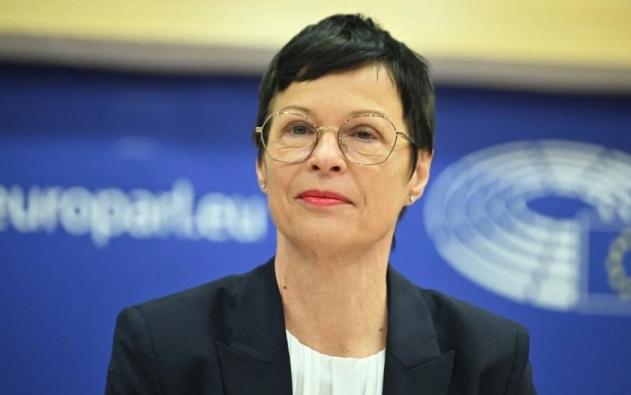 Komisionerja për Zgjerimin jep sinjale të forta: Brenda mandatit tim,