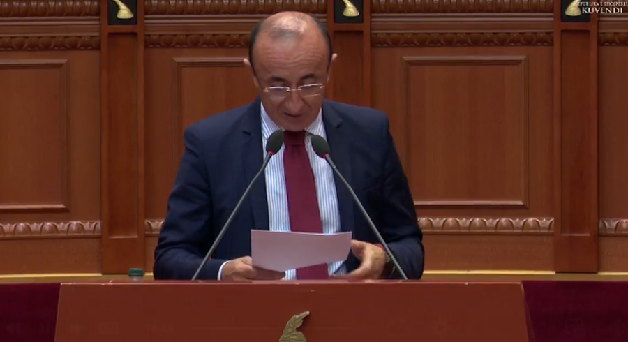 U tërhoq selia blu para zgjedhjeve, Sula: Berisha të tërhiqet