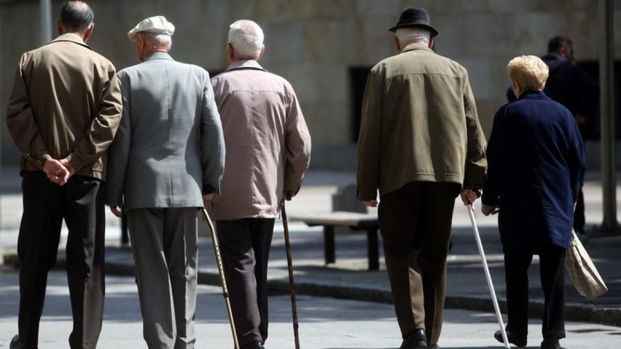 Miratohet vendimi/ Pension të 13-të dhe dyfishim i pensionit mesatar