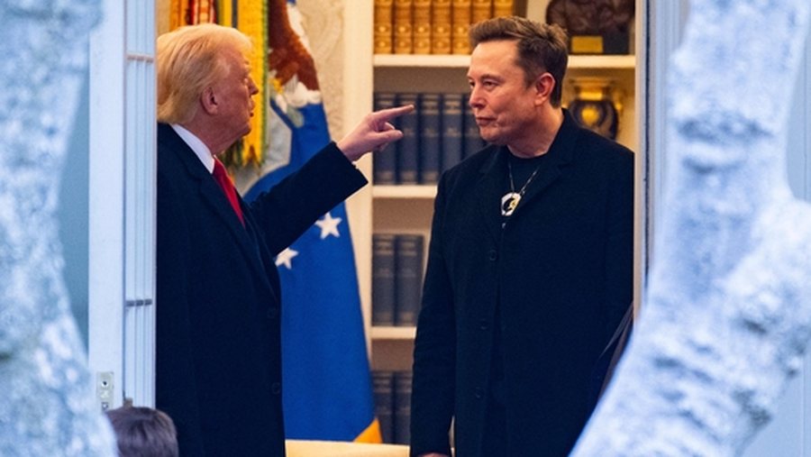 Rusia tallet me përplasjet mes Trump dhe CEO-s së Tesles: I